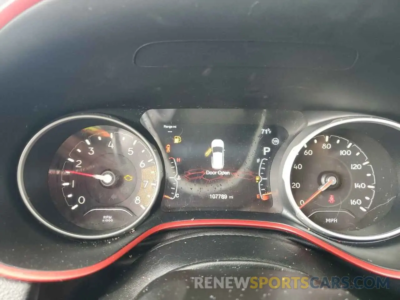 9 Photograph of a damaged car 3C4NJDDB2KT722386 JEEP COMPASS 2019