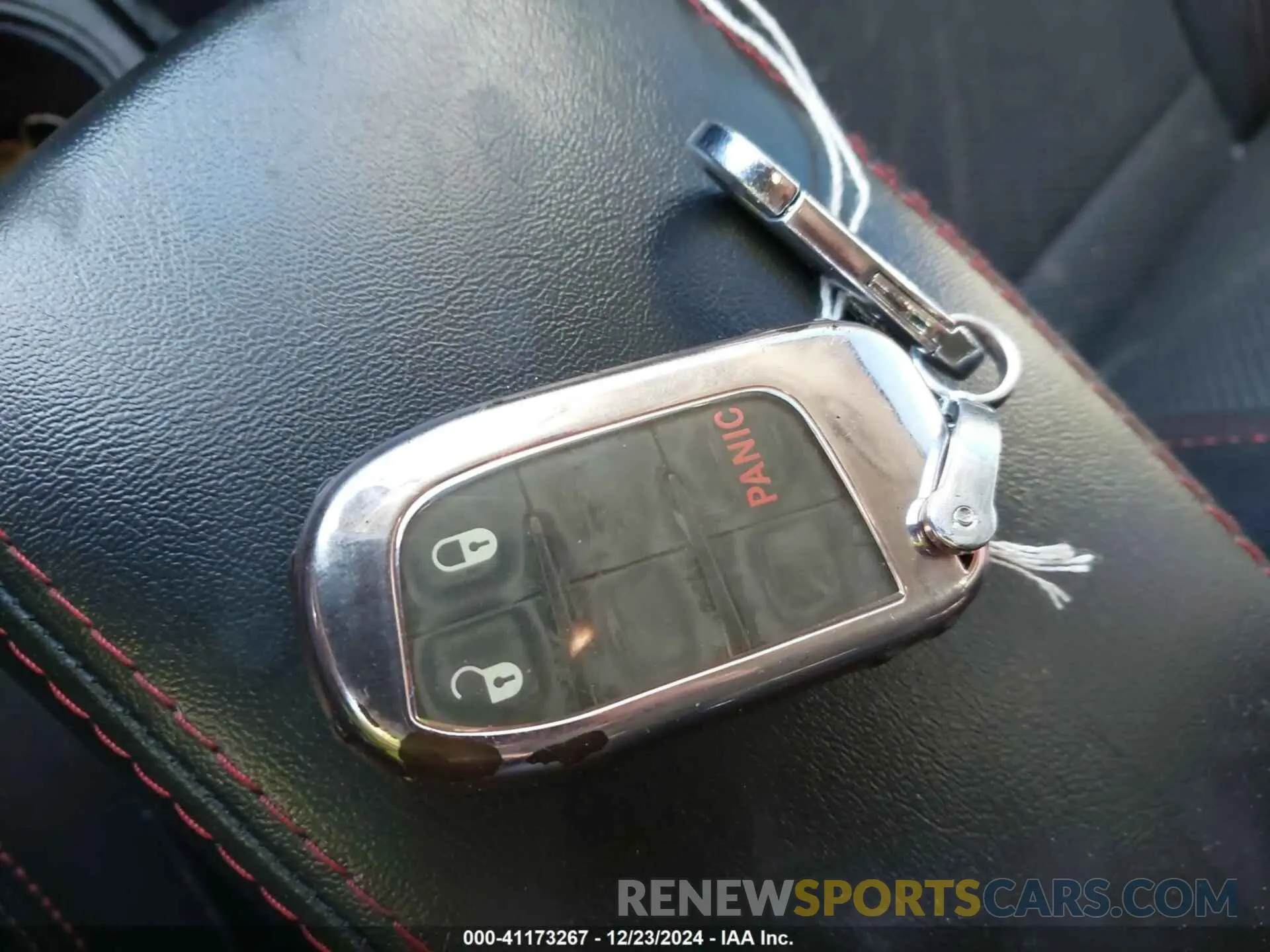 11 Photograph of a damaged car 3C4NJDDB2KT739950 JEEP COMPASS 2019