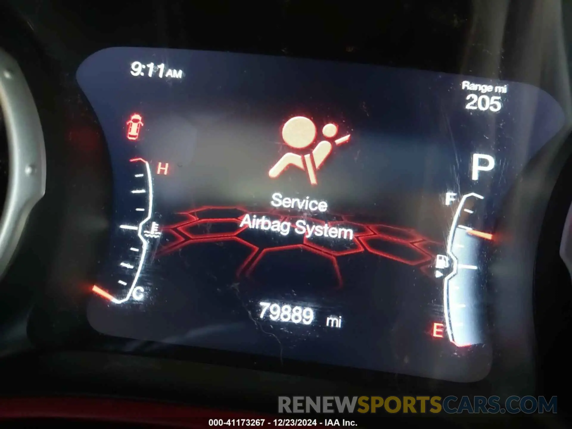 15 Photograph of a damaged car 3C4NJDDB2KT739950 JEEP COMPASS 2019