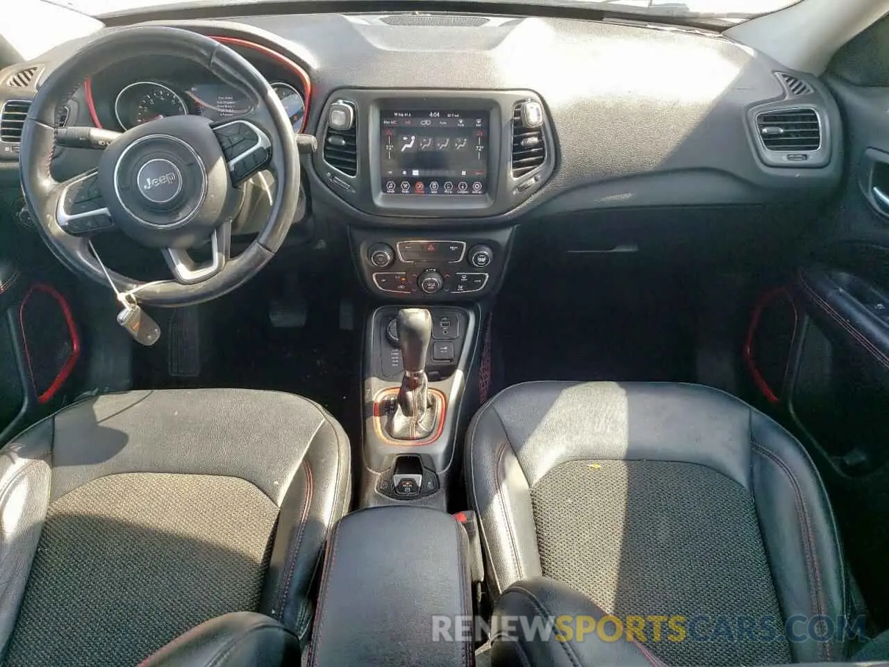 8 Photograph of a damaged car 3C4NJDDB2KT765576 JEEP COMPASS 2019