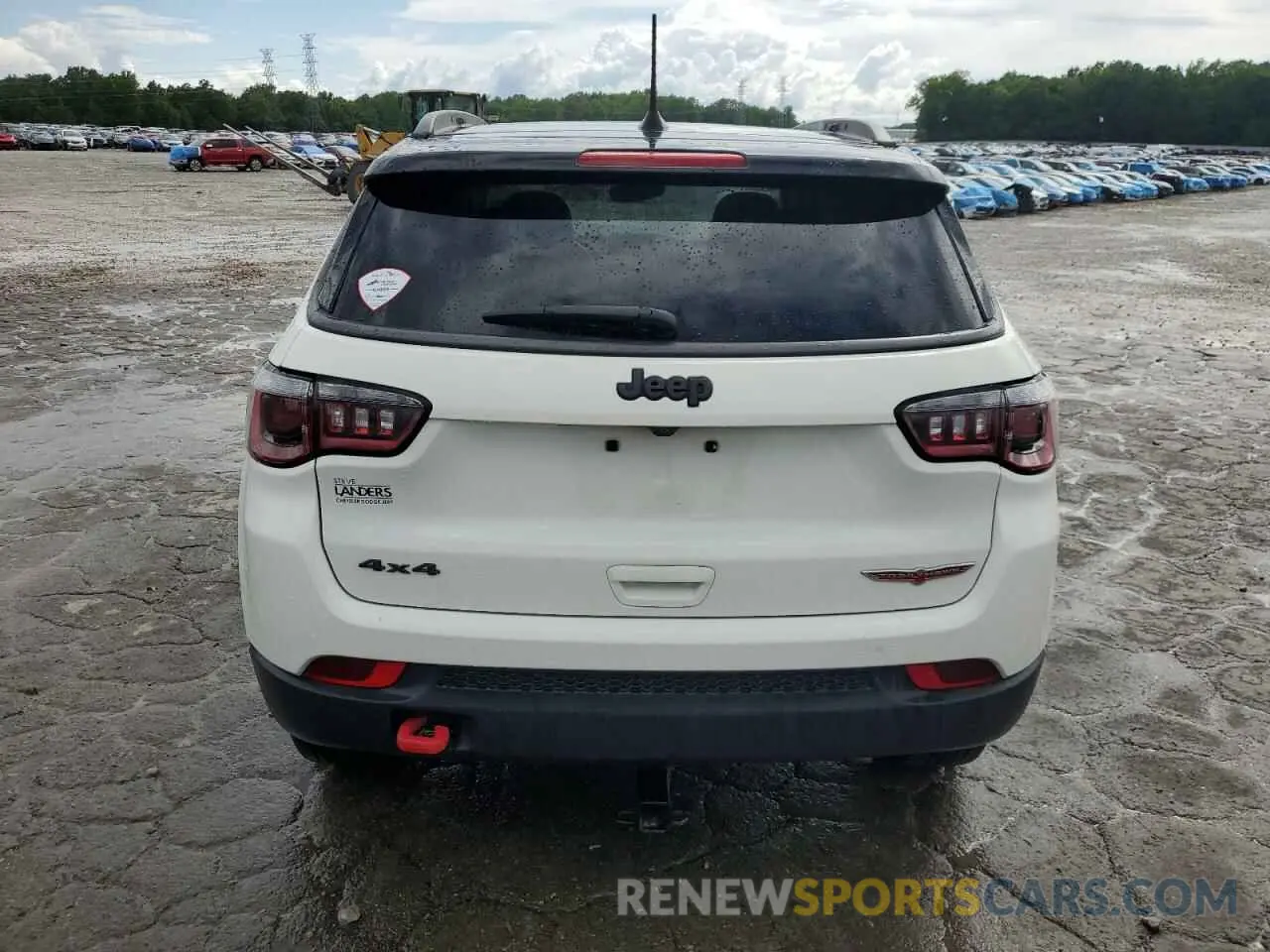 6 Photograph of a damaged car 3C4NJDDB3KT594983 JEEP COMPASS 2019