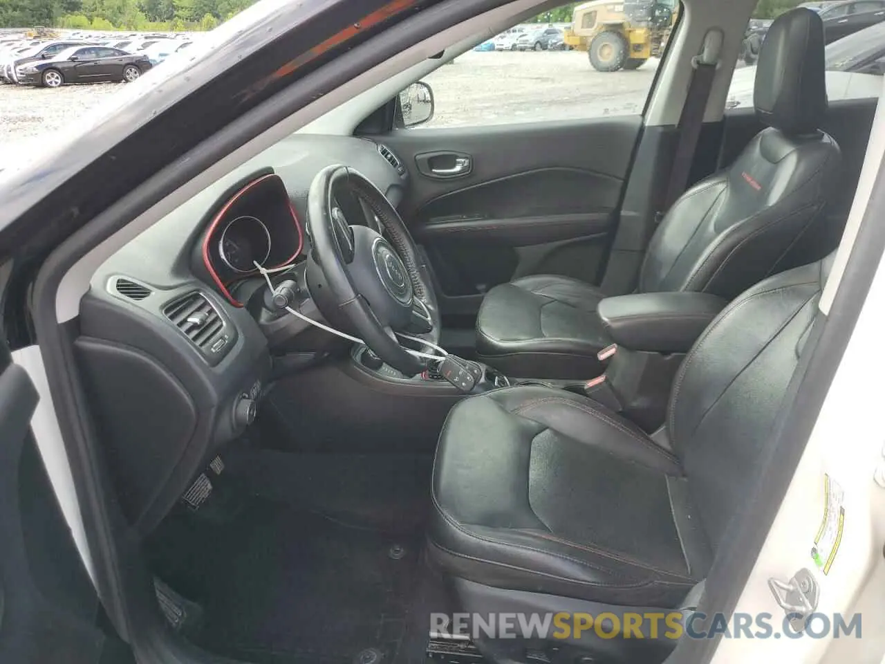 7 Photograph of a damaged car 3C4NJDDB3KT594983 JEEP COMPASS 2019