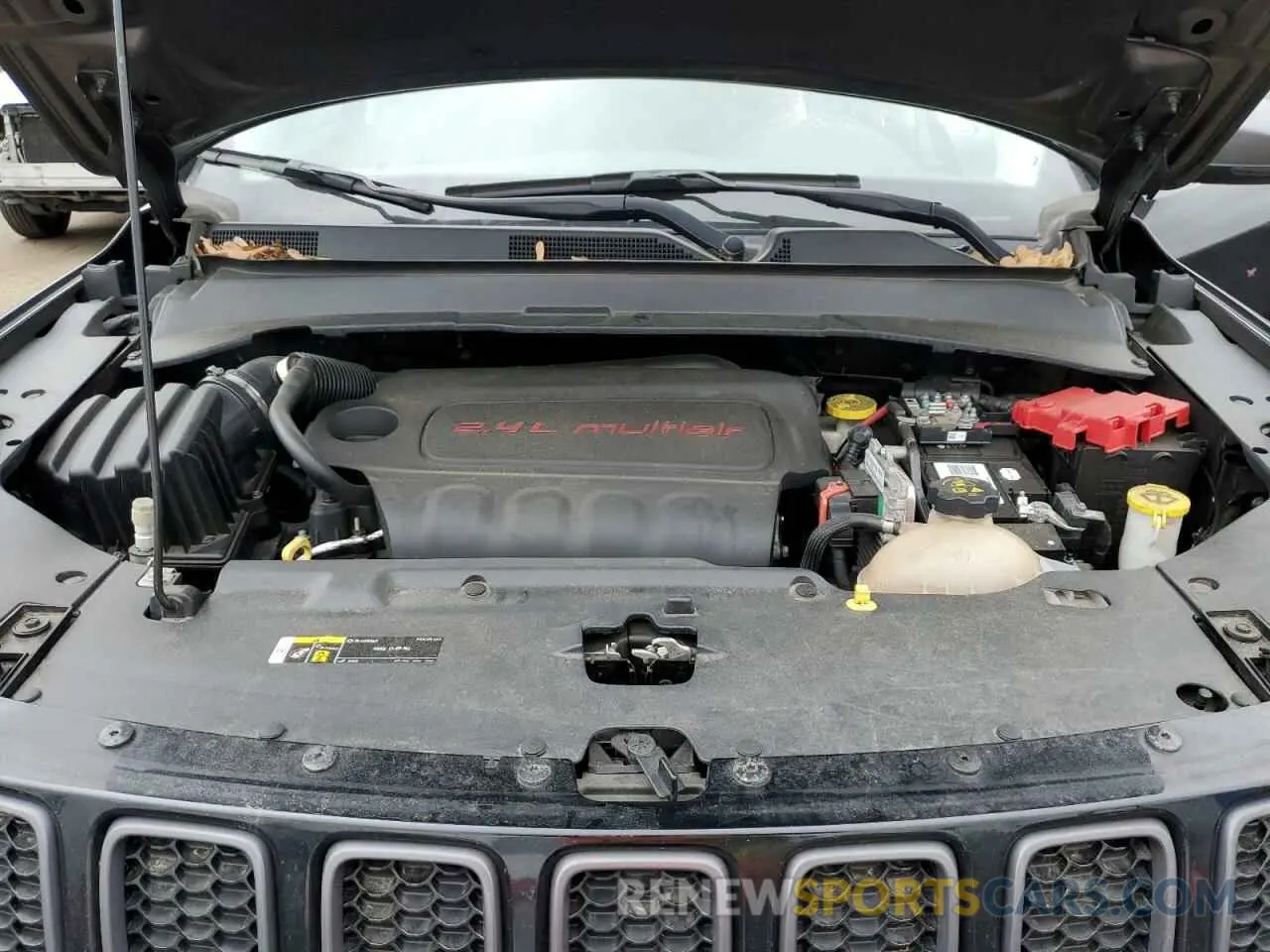 12 Photograph of a damaged car 3C4NJDDB3KT680150 JEEP COMPASS 2019