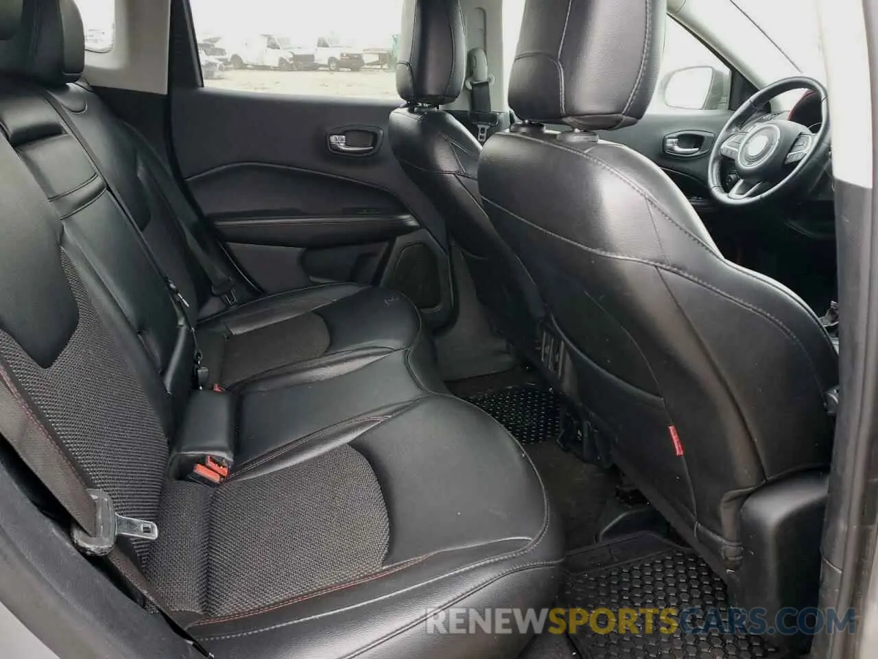 11 Photograph of a damaged car 3C4NJDDB3KT733056 JEEP COMPASS 2019