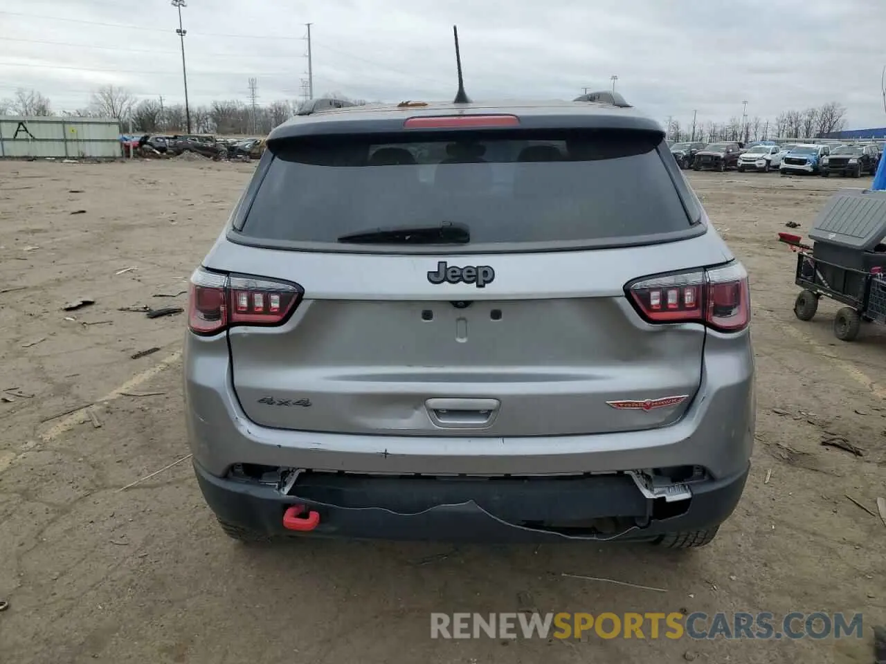 6 Photograph of a damaged car 3C4NJDDB3KT733056 JEEP COMPASS 2019