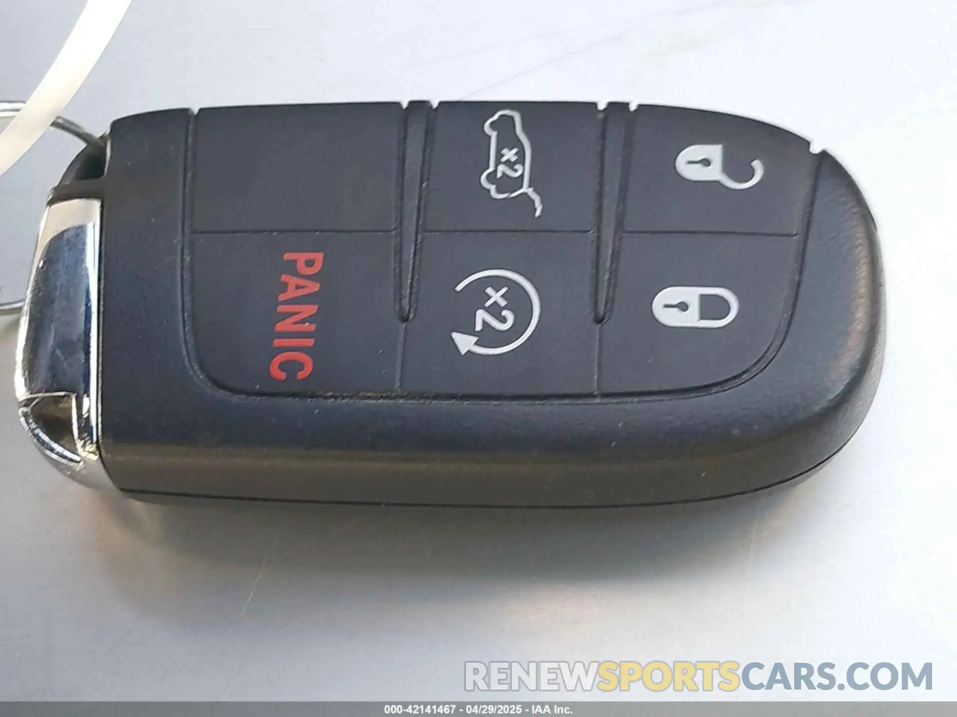 11 Photograph of a damaged car 3C4NJDDB3KT759849 JEEP COMPASS 2019