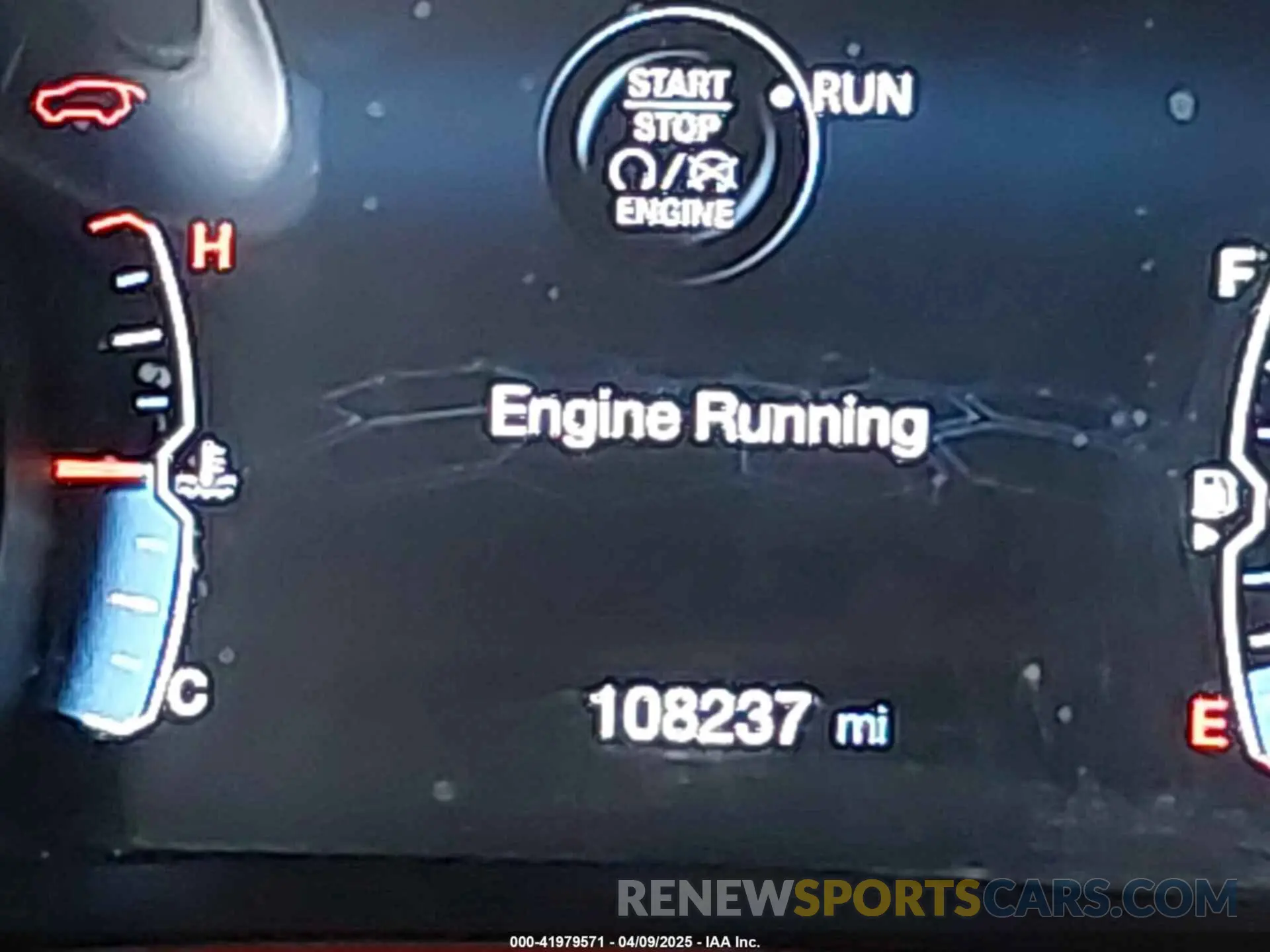 15 Photograph of a damaged car 3C4NJDDB4KT630356 JEEP COMPASS 2019