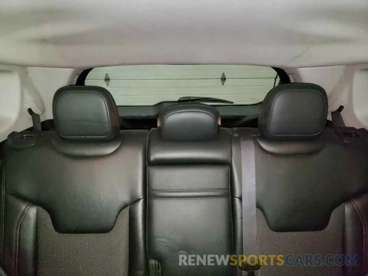 10 Photograph of a damaged car 3C4NJDDB4KT665379 JEEP COMPASS 2019