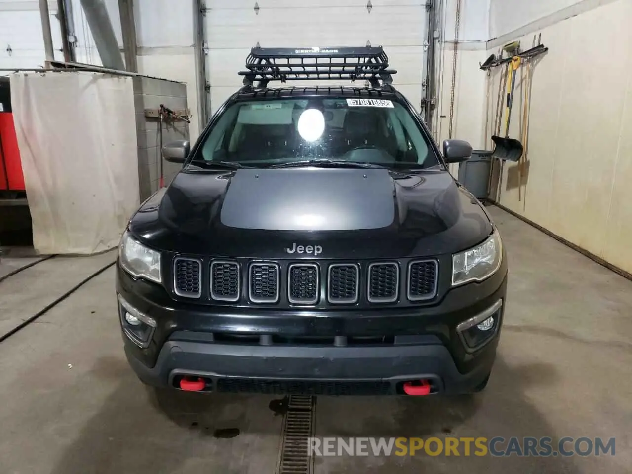 5 Photograph of a damaged car 3C4NJDDB4KT665379 JEEP COMPASS 2019