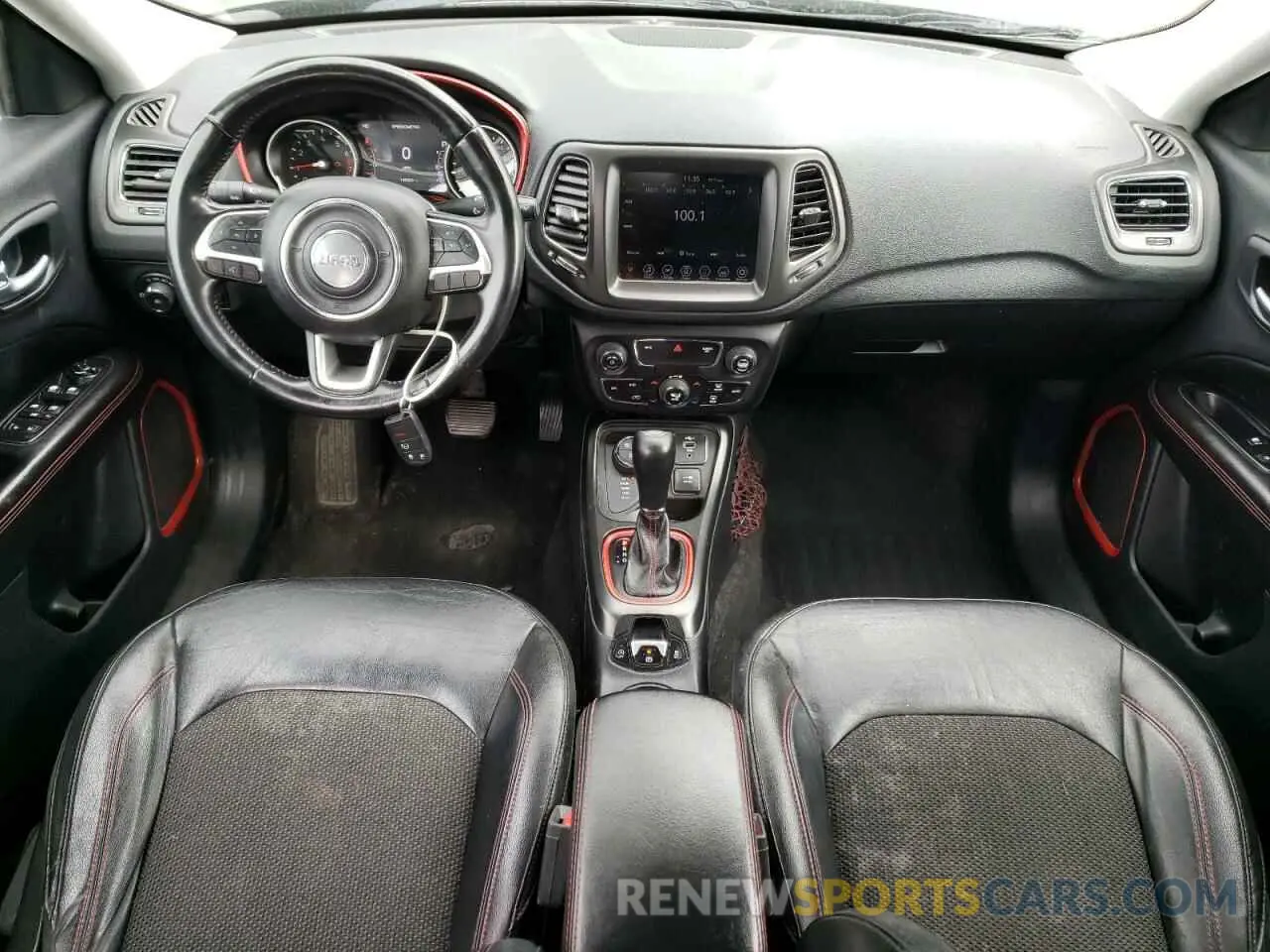 8 Photograph of a damaged car 3C4NJDDB4KT665379 JEEP COMPASS 2019