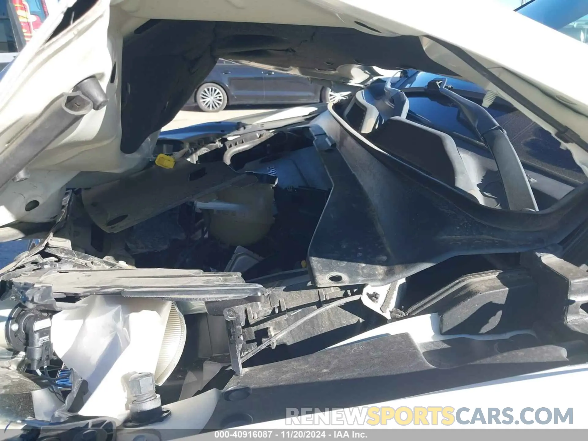 10 Photograph of a damaged car 3C4NJDDB4KT748018 JEEP COMPASS 2019
