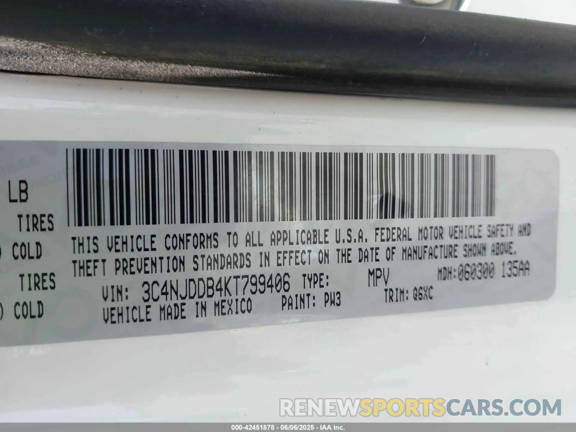 9 Photograph of a damaged car 3C4NJDDB4KT799406 JEEP COMPASS 2019