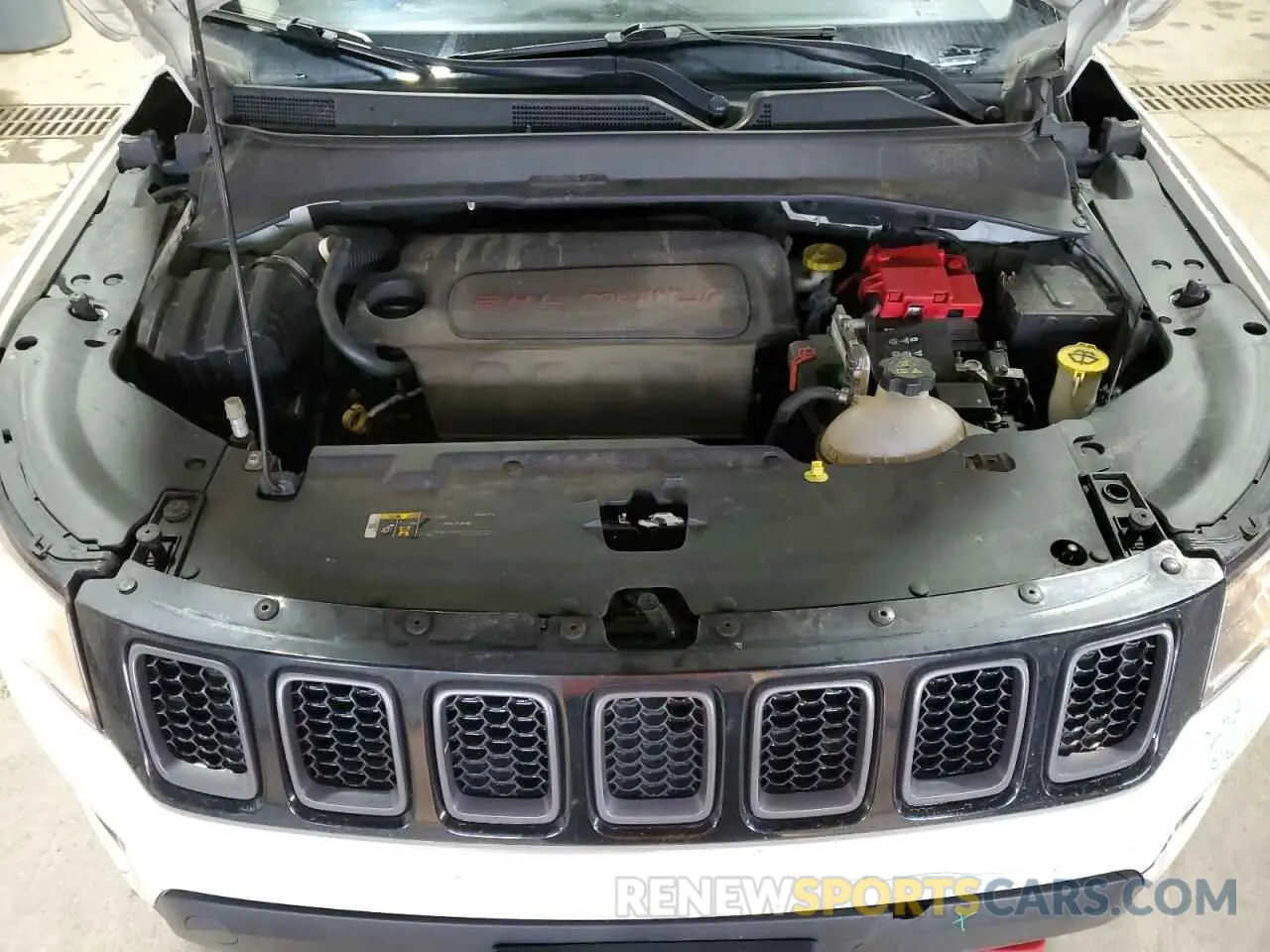 12 Photograph of a damaged car 3C4NJDDB5KT703542 JEEP COMPASS 2019