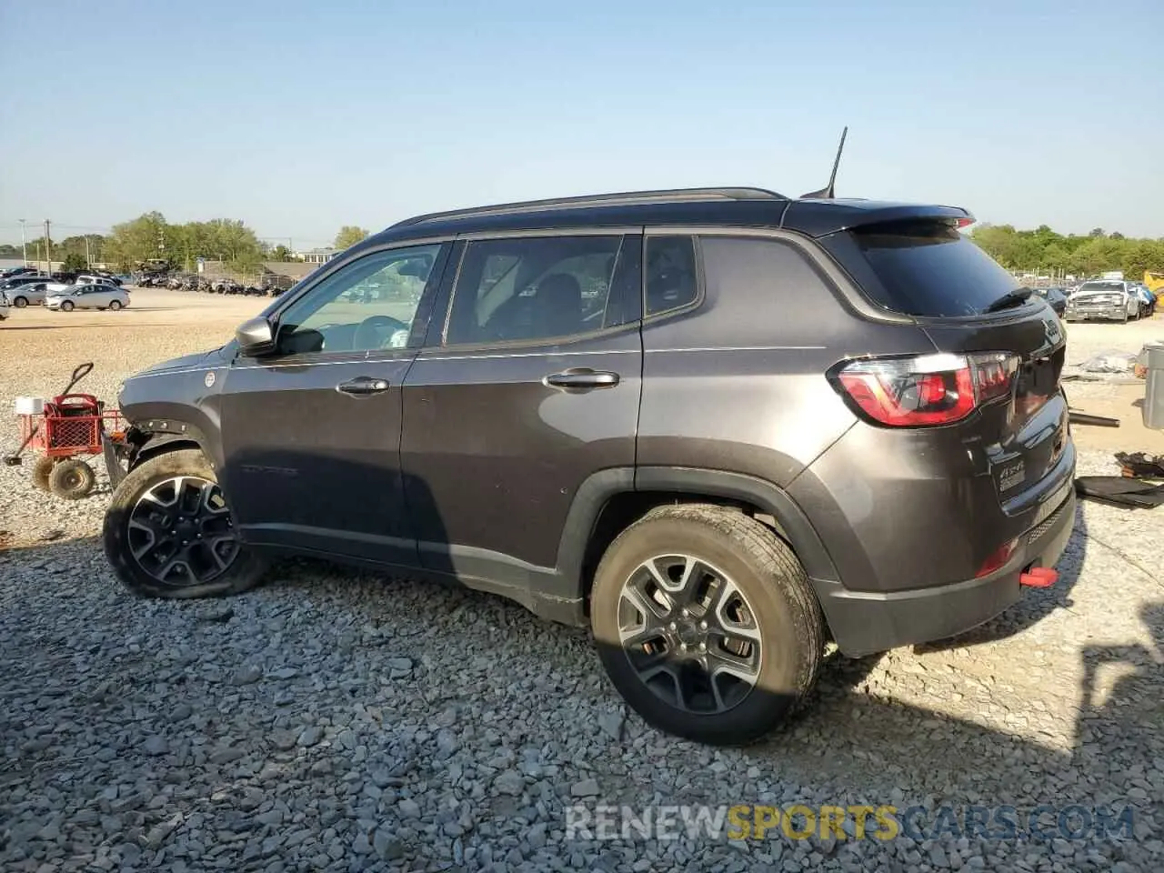 2 Photograph of a damaged car 3C4NJDDB5KT722026 JEEP COMPASS 2019