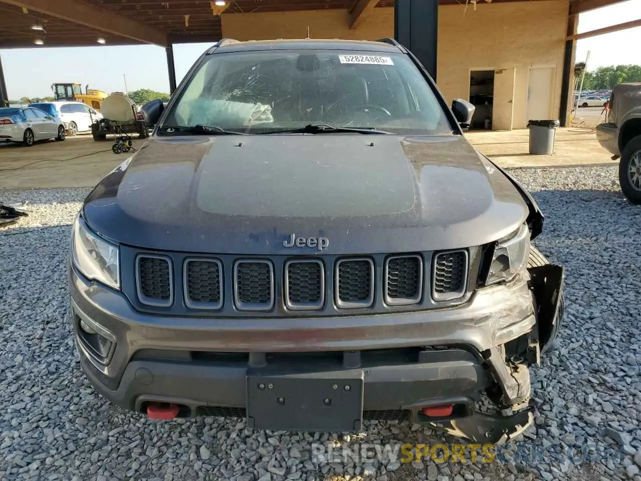 5 Photograph of a damaged car 3C4NJDDB5KT722026 JEEP COMPASS 2019