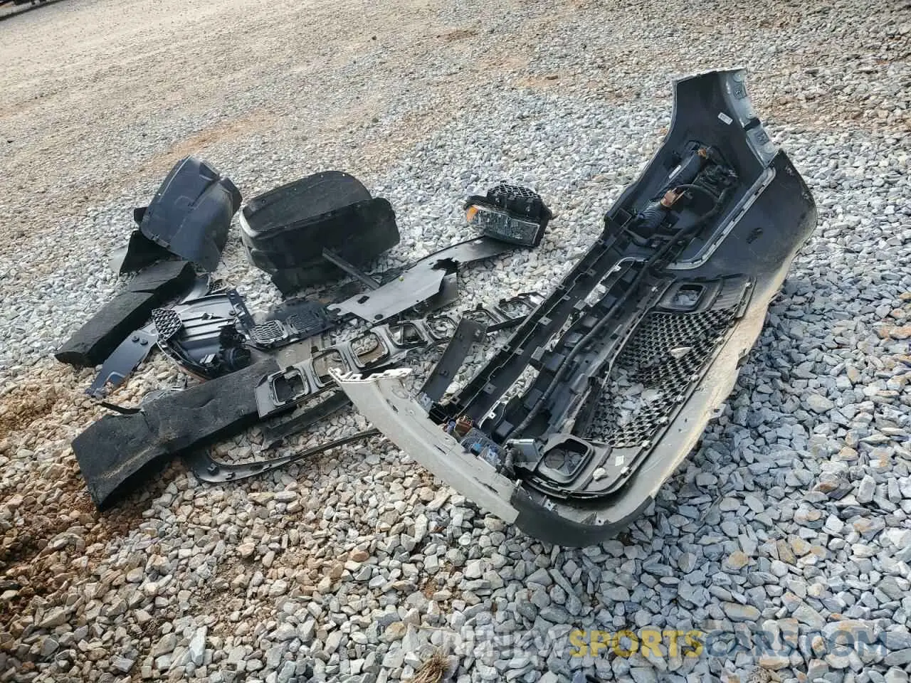 13 Photograph of a damaged car 3C4NJDDB5KT795347 JEEP COMPASS 2019