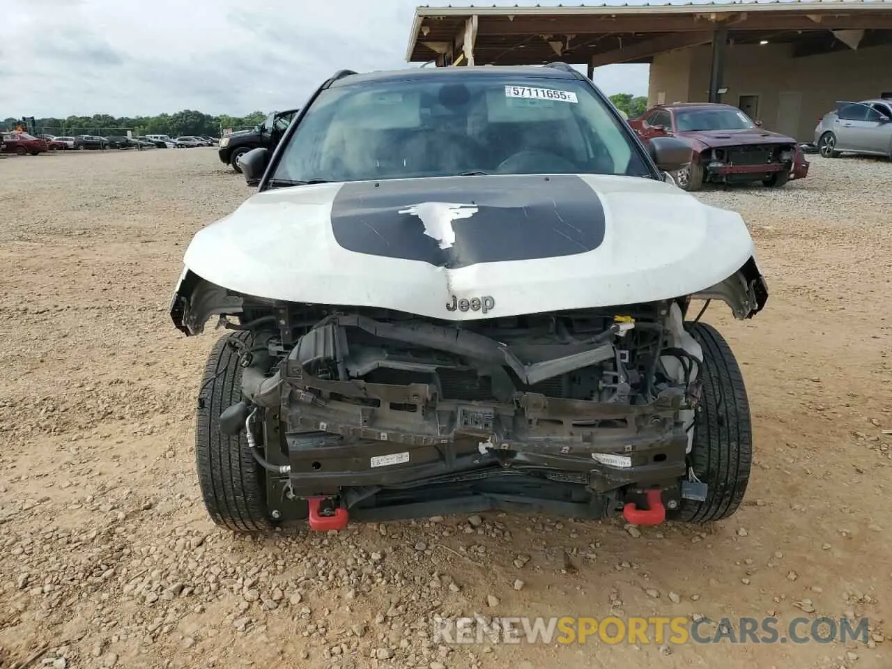 5 Photograph of a damaged car 3C4NJDDB5KT795347 JEEP COMPASS 2019