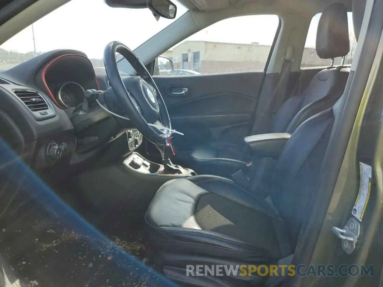 7 Photograph of a damaged car 3C4NJDDB5KT799866 JEEP COMPASS 2019