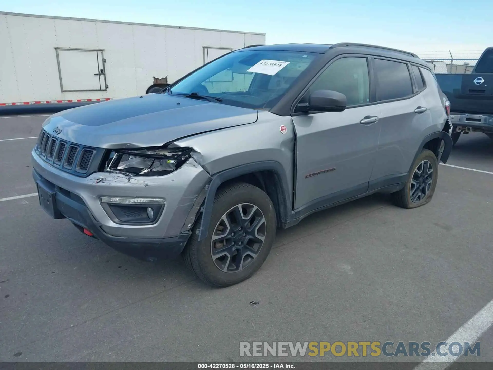 2 Photograph of a damaged car 3C4NJDDB6KT722424 JEEP COMPASS 2019