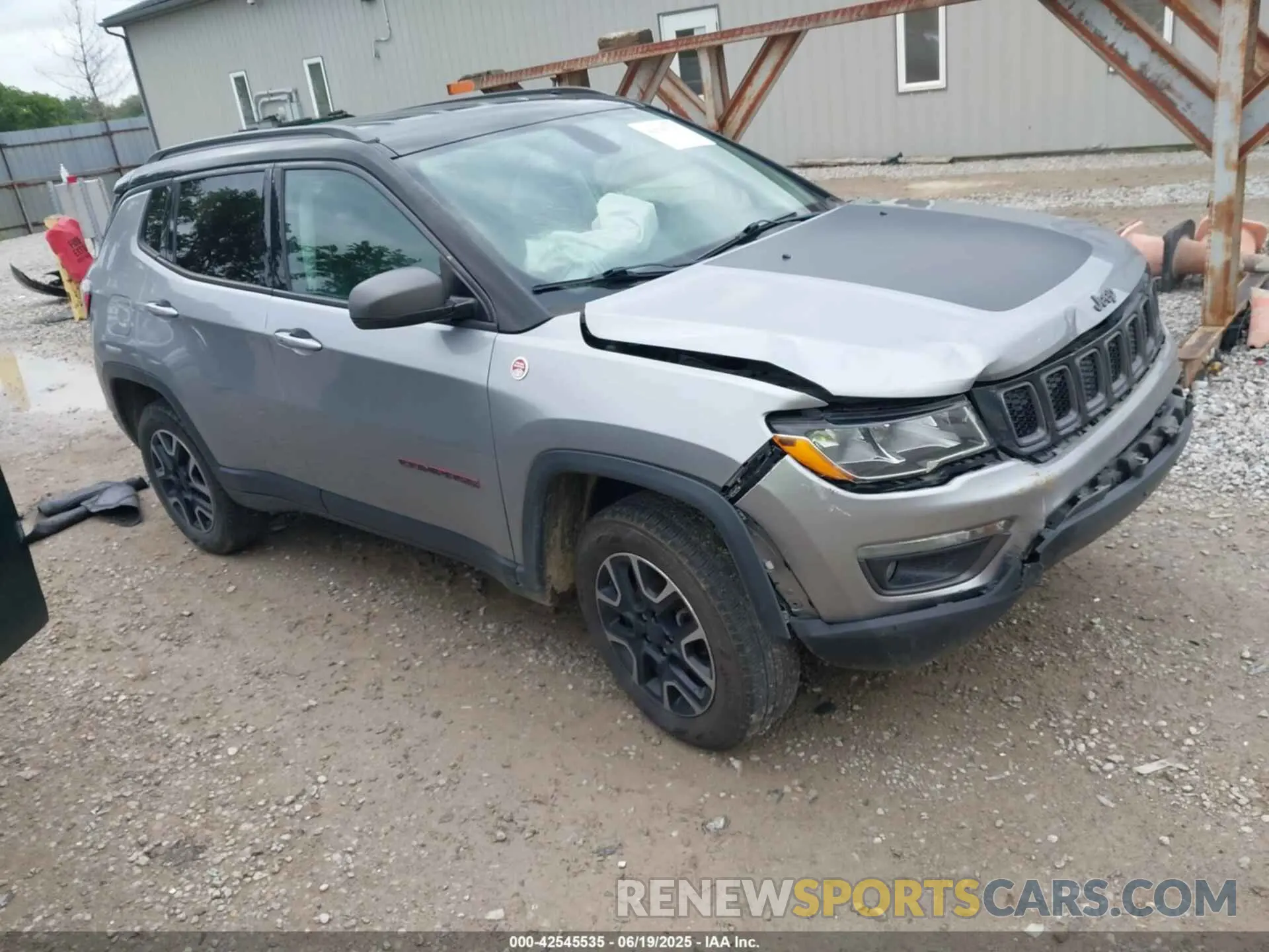 1 Photograph of a damaged car 3C4NJDDB7KT671001 JEEP COMPASS 2019