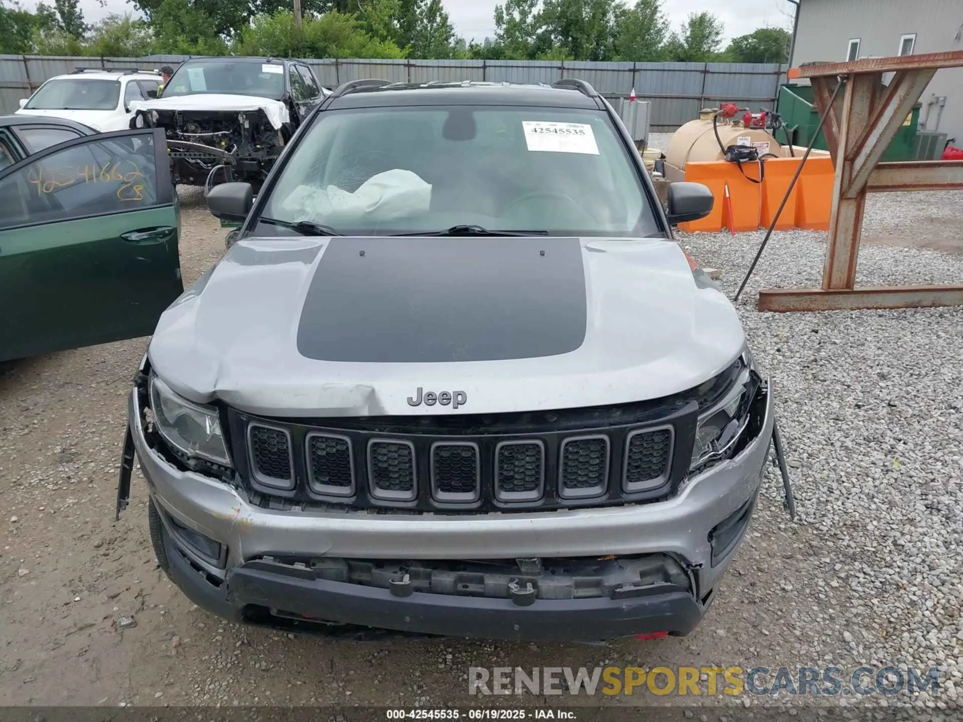 12 Photograph of a damaged car 3C4NJDDB7KT671001 JEEP COMPASS 2019