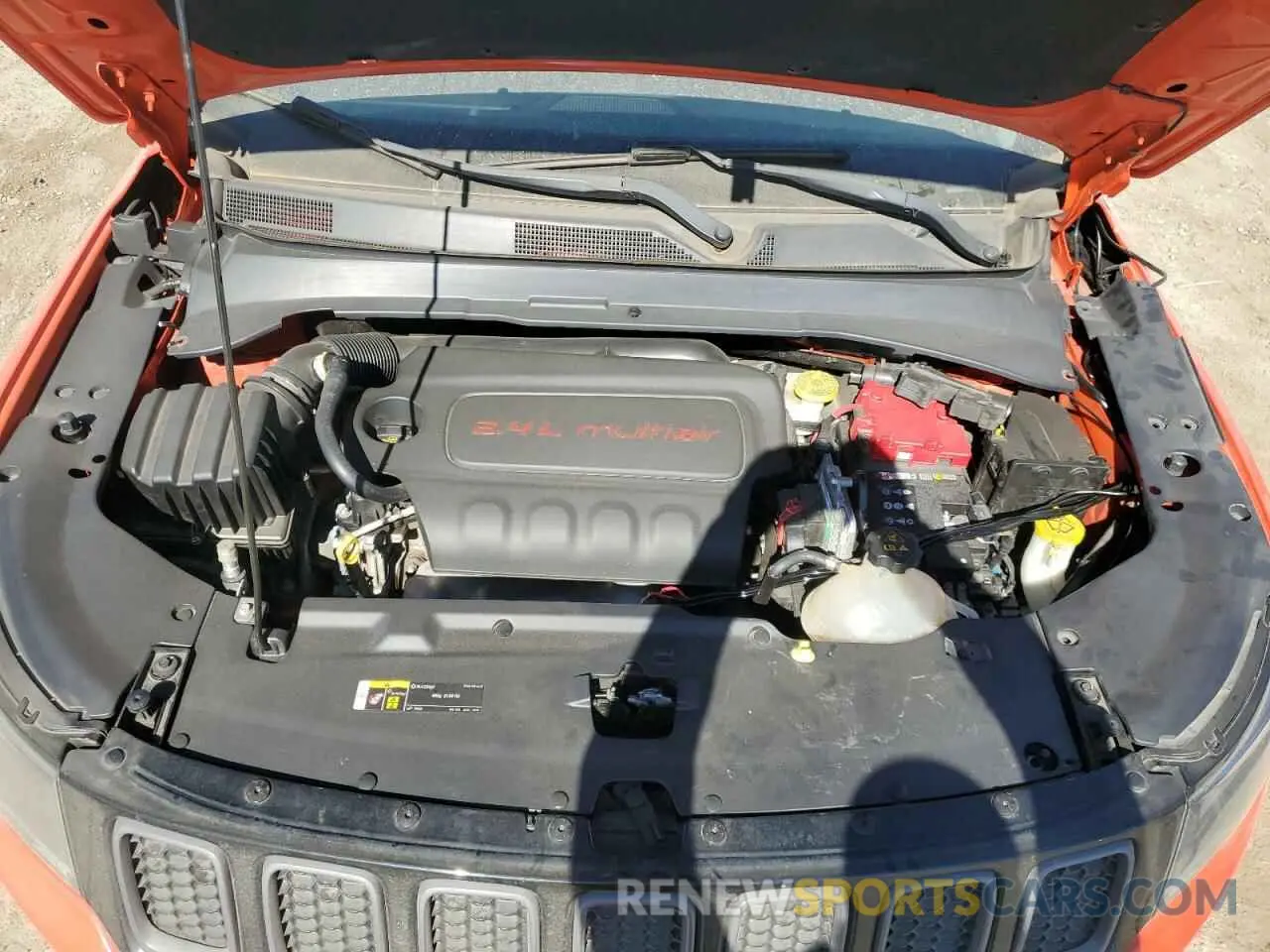 12 Photograph of a damaged car 3C4NJDDB7KT795995 JEEP COMPASS 2019