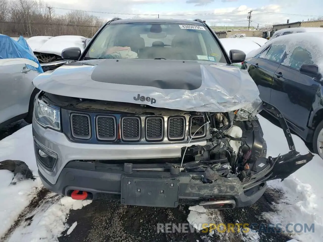 5 Photograph of a damaged car 3C4NJDDB8KT620459 JEEP COMPASS 2019