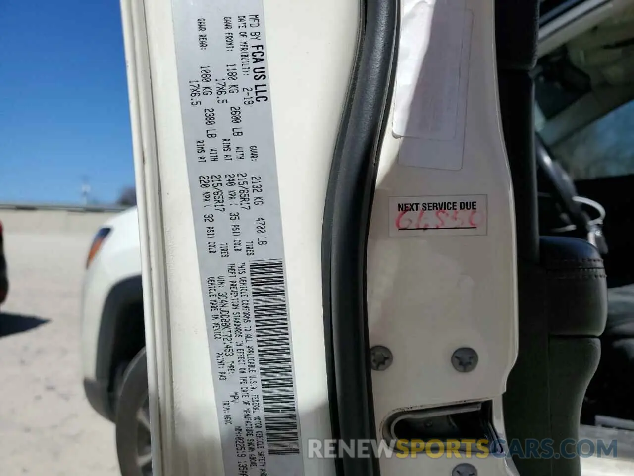 14 Photograph of a damaged car 3C4NJDDB8KT721453 JEEP COMPASS 2019