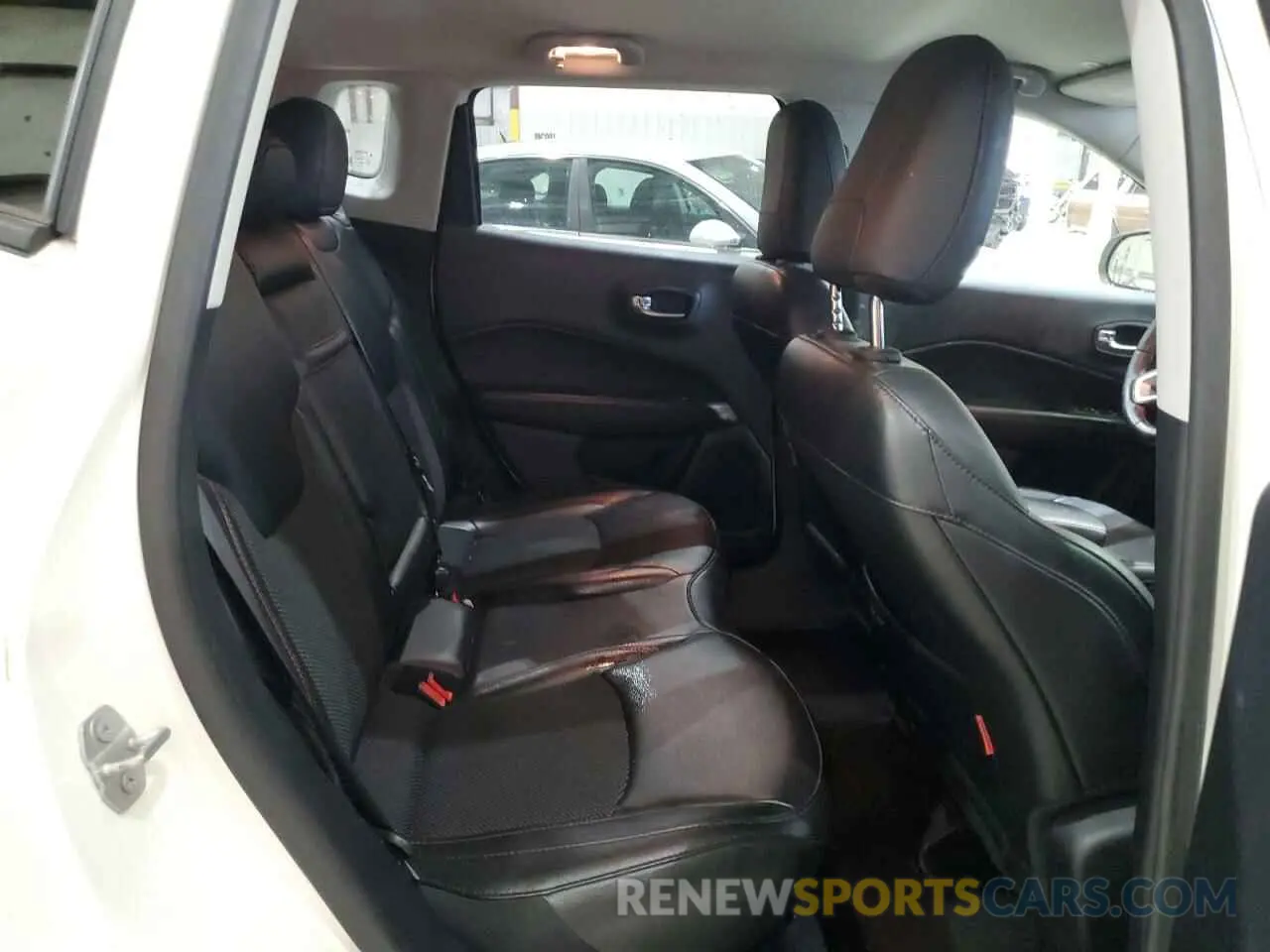 11 Photograph of a damaged car 3C4NJDDB8KT733313 JEEP COMPASS 2019
