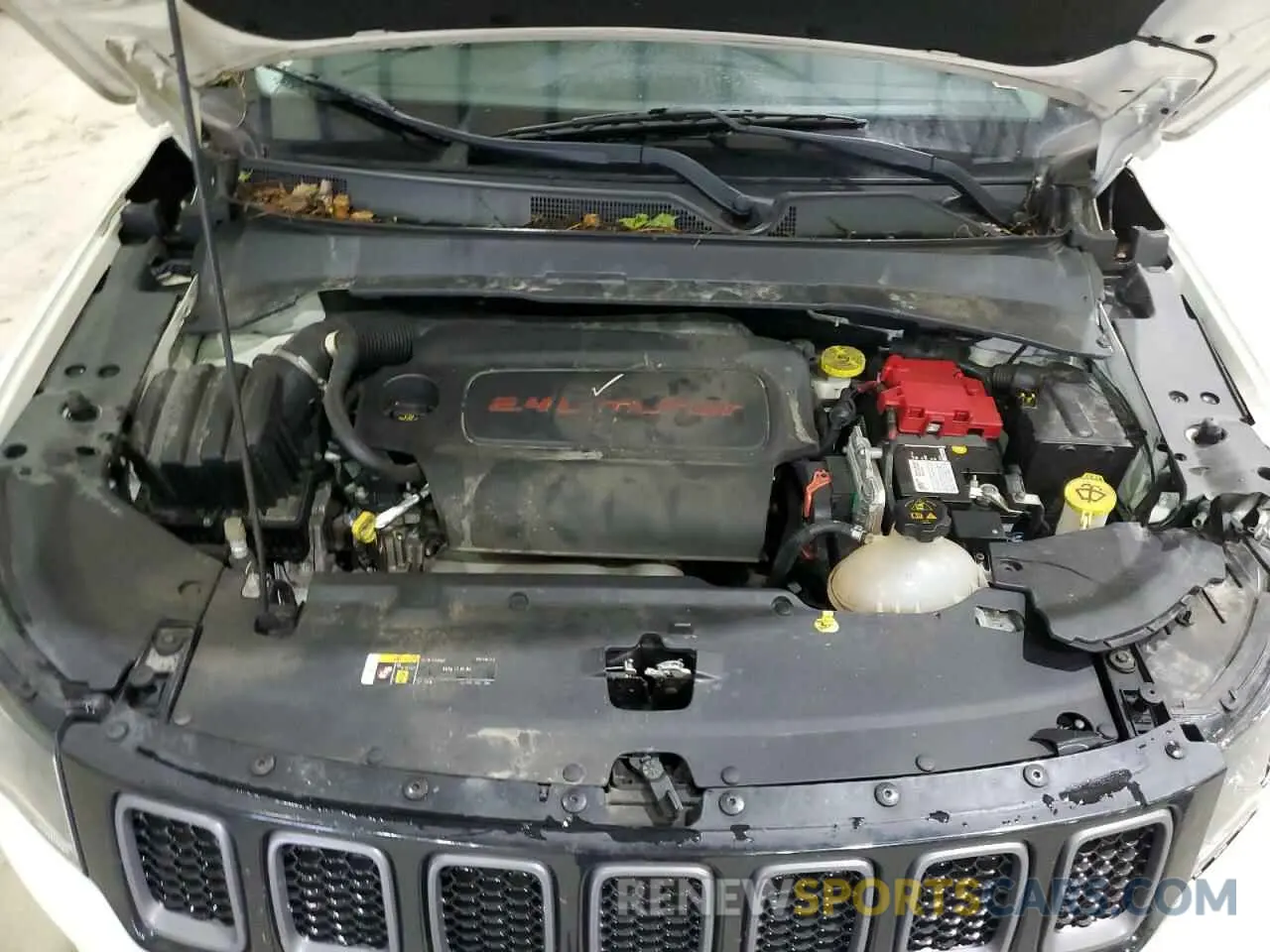 12 Photograph of a damaged car 3C4NJDDB8KT733313 JEEP COMPASS 2019