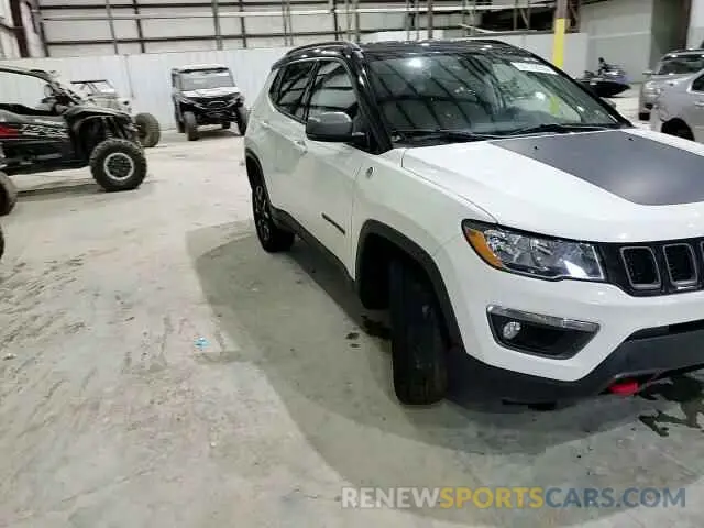 14 Photograph of a damaged car 3C4NJDDB8KT733313 JEEP COMPASS 2019
