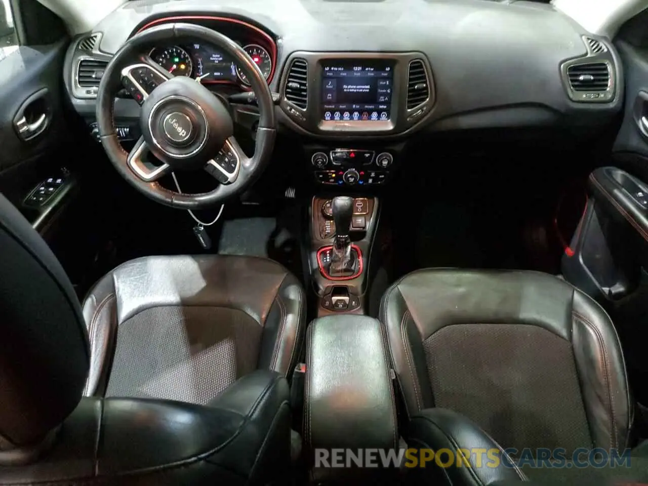 8 Photograph of a damaged car 3C4NJDDB8KT733313 JEEP COMPASS 2019