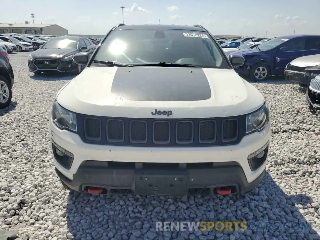 5 Photograph of a damaged car 3C4NJDDB8KT791261 JEEP COMPASS 2019