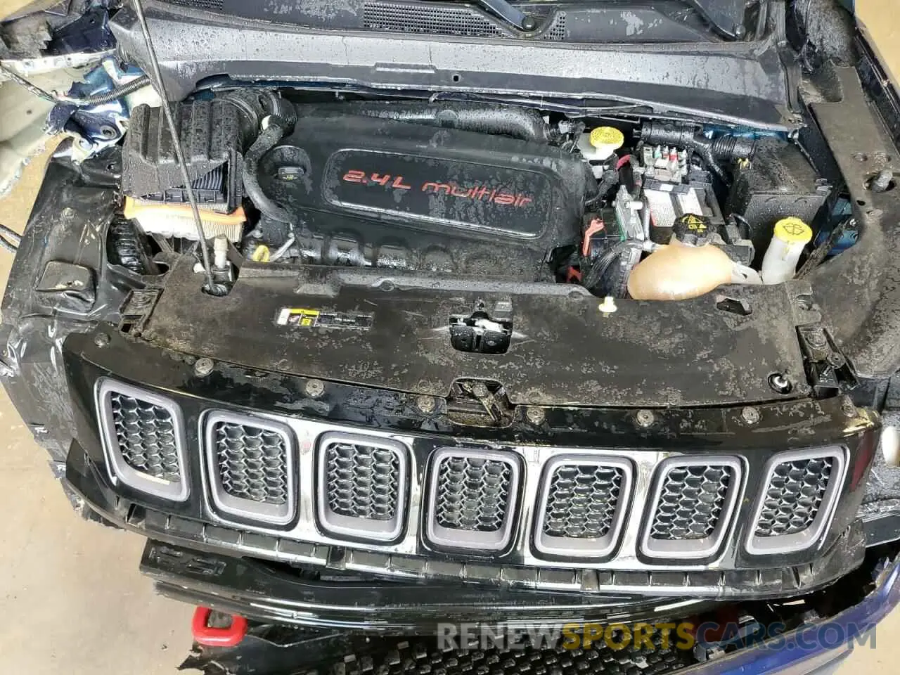 12 Photograph of a damaged car 3C4NJDDB9KT627579 JEEP COMPASS 2019