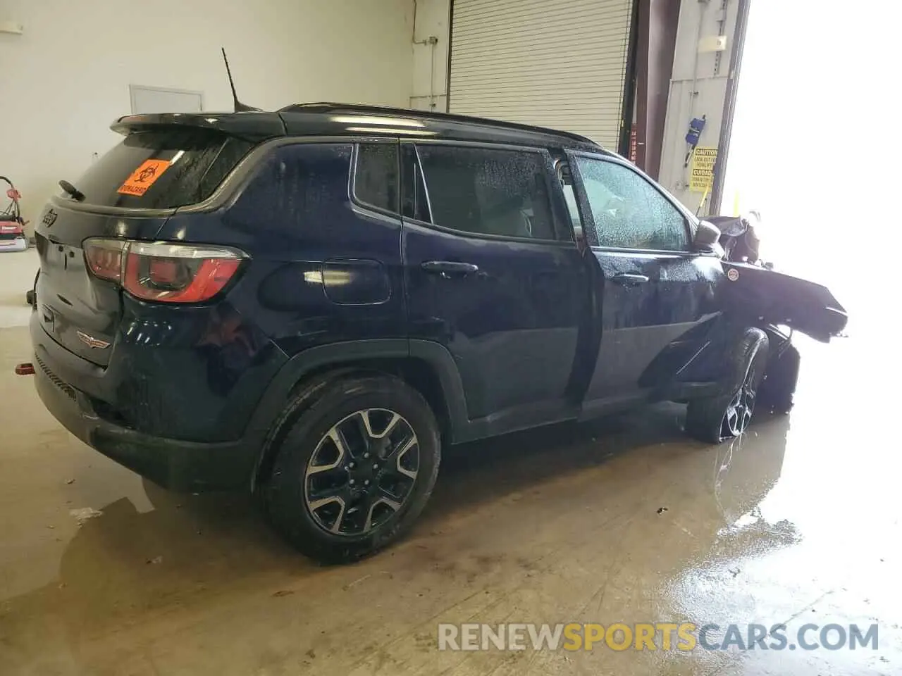 3 Photograph of a damaged car 3C4NJDDB9KT627579 JEEP COMPASS 2019