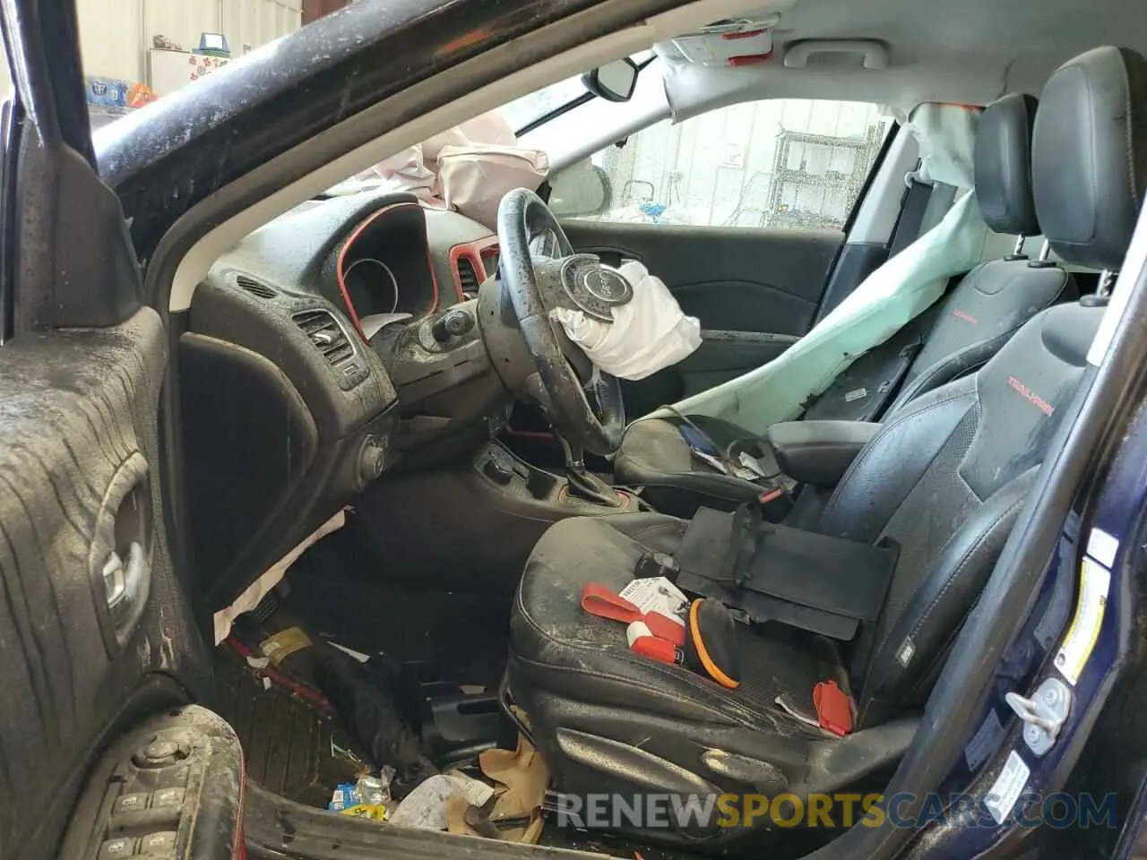 7 Photograph of a damaged car 3C4NJDDB9KT627579 JEEP COMPASS 2019