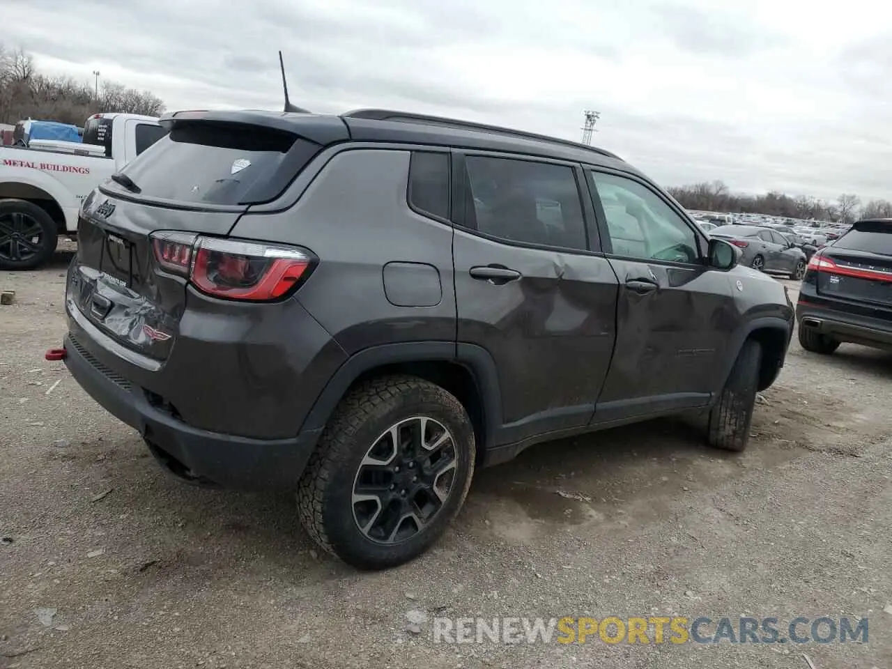 3 Photograph of a damaged car 3C4NJDDB9KT627601 JEEP COMPASS 2019