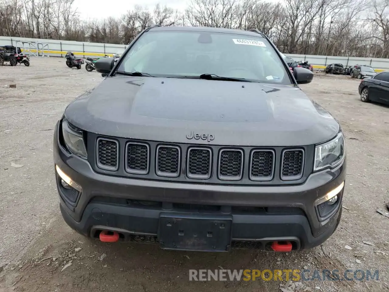5 Photograph of a damaged car 3C4NJDDB9KT627601 JEEP COMPASS 2019