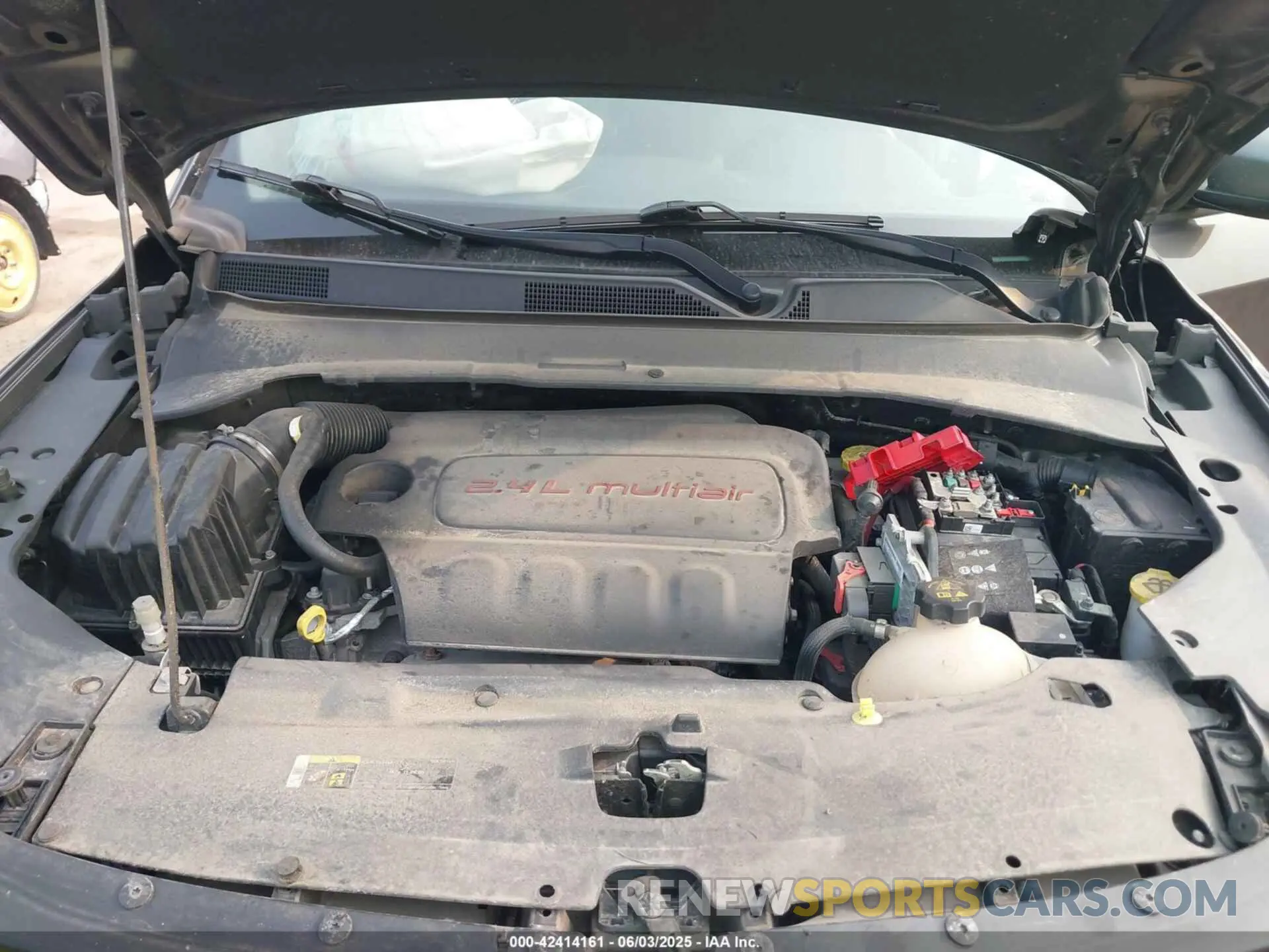 10 Photograph of a damaged car 3C4NJDDB9KT686048 JEEP COMPASS 2019