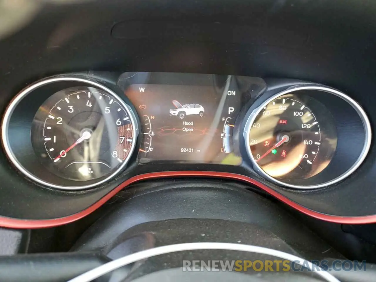 9 Photograph of a damaged car 3C4NJDDB9KT714494 JEEP COMPASS 2019