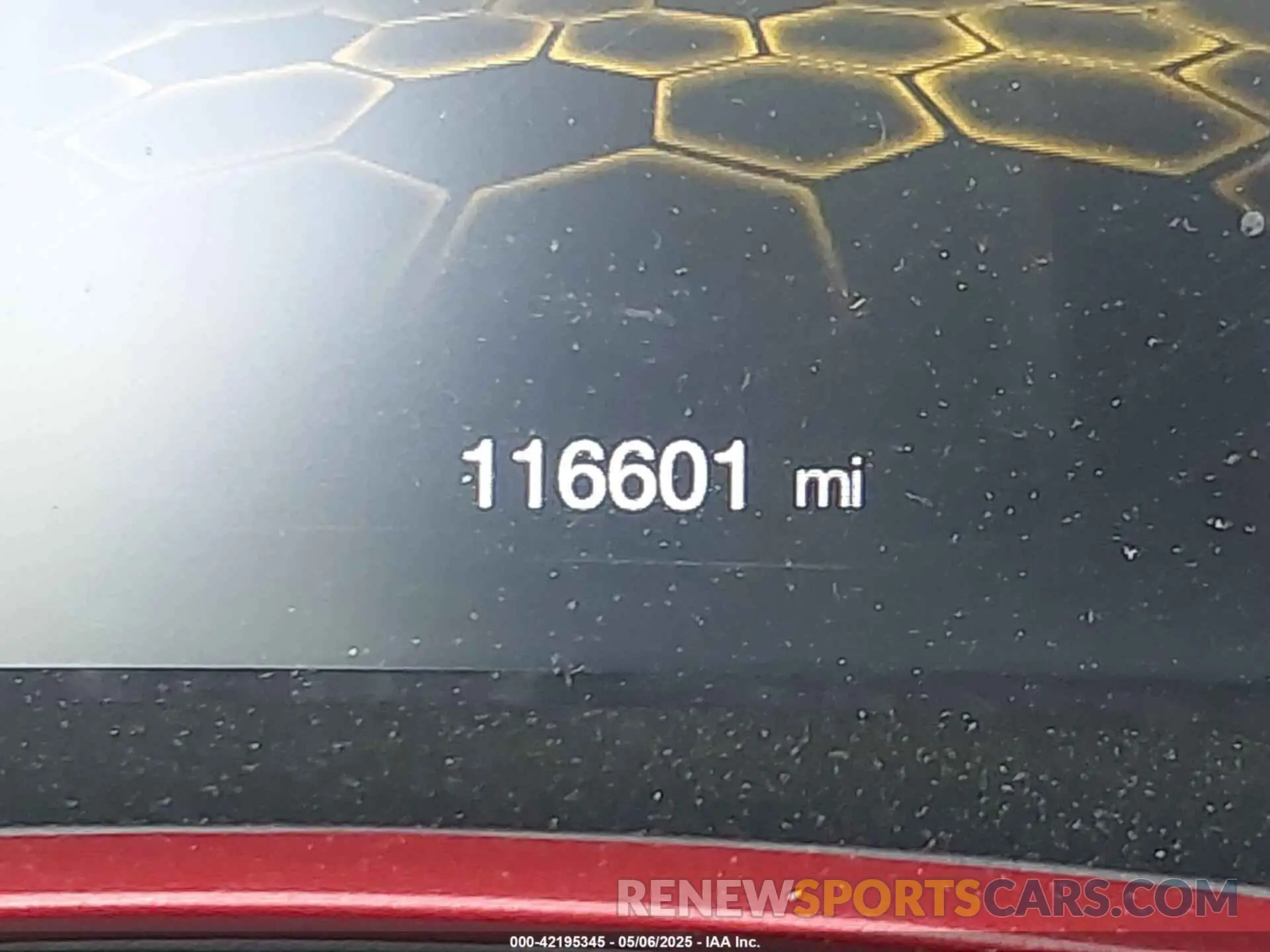 15 Photograph of a damaged car 3C4NJDDB9KT739654 JEEP COMPASS 2019