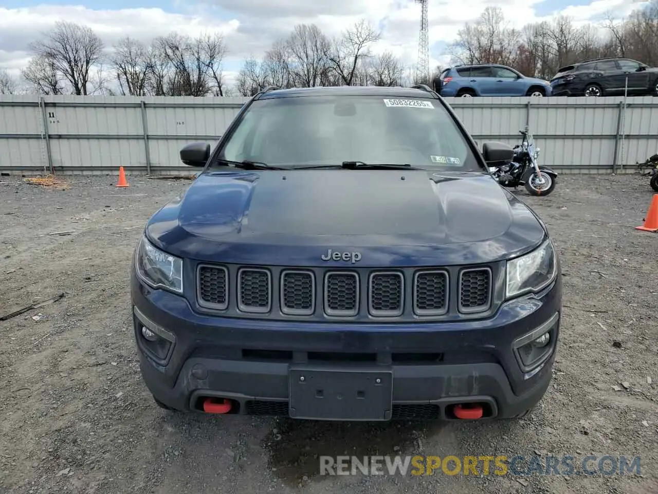 5 Photograph of a damaged car 3C4NJDDB9KT790278 JEEP COMPASS 2019