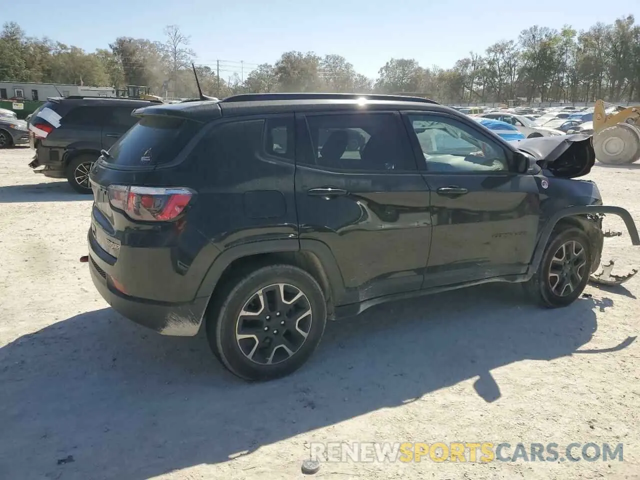 3 Photograph of a damaged car 3C4NJDDBXKT629955 JEEP COMPASS 2019