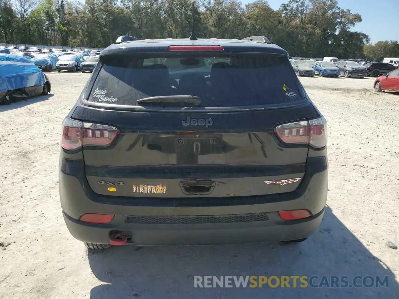6 Photograph of a damaged car 3C4NJDDBXKT629955 JEEP COMPASS 2019