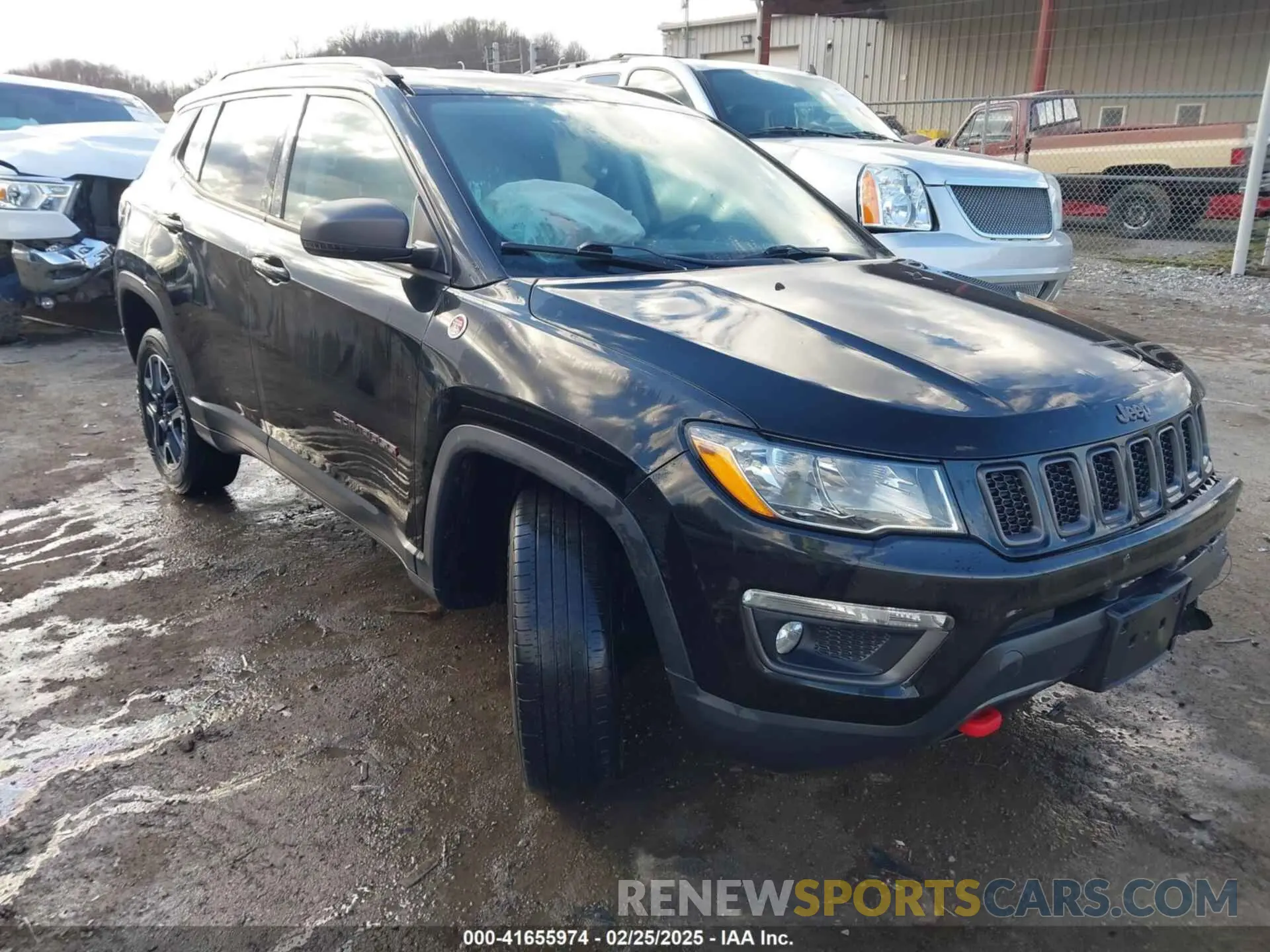 1 Photograph of a damaged car 3C4NJDDBXKT671364 JEEP COMPASS 2019