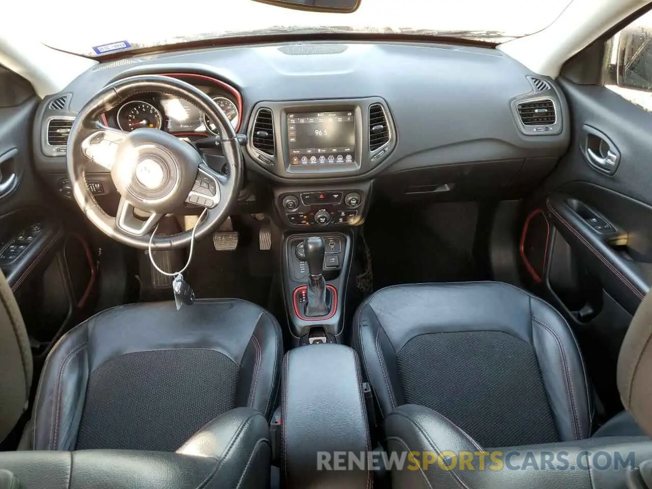 8 Photograph of a damaged car 3C4NJDDBXKT671591 JEEP COMPASS 2019