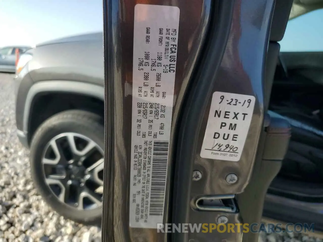 13 Photograph of a damaged car 3C4NJDDBXKT800039 JEEP COMPASS 2019