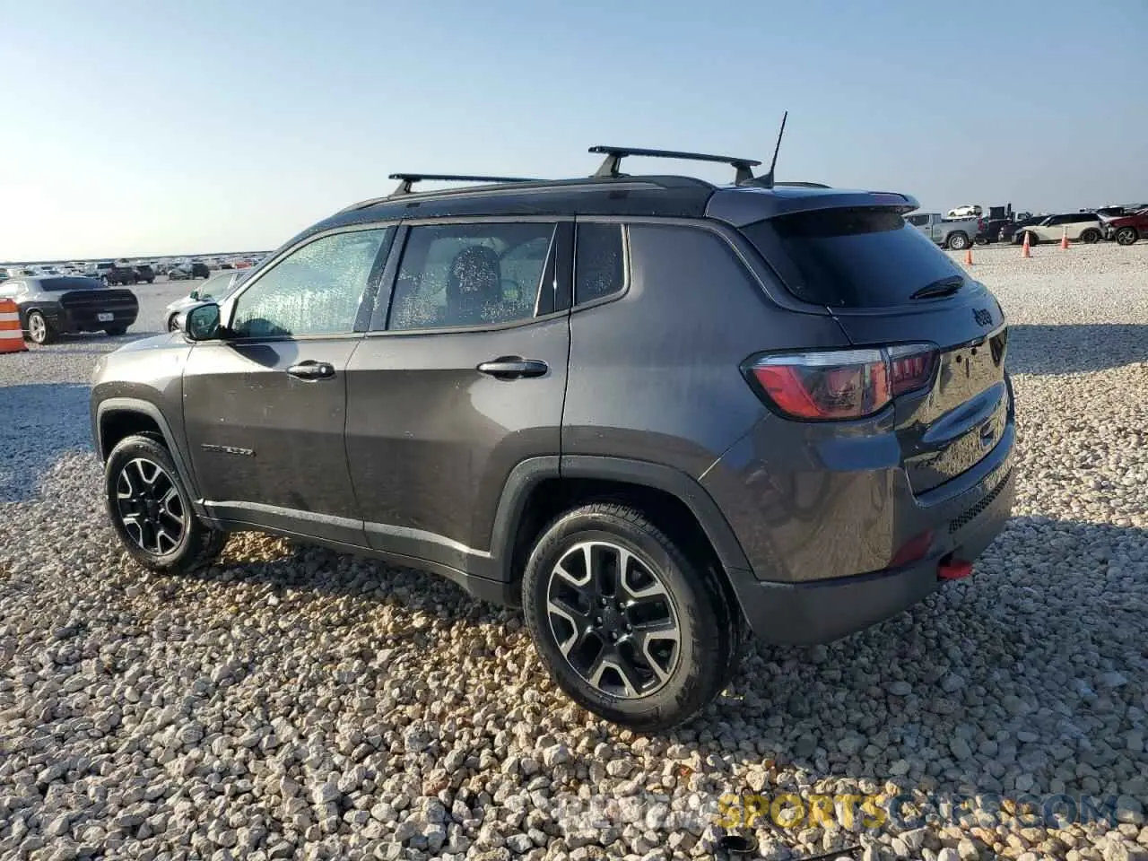 2 Photograph of a damaged car 3C4NJDDBXKT800039 JEEP COMPASS 2019