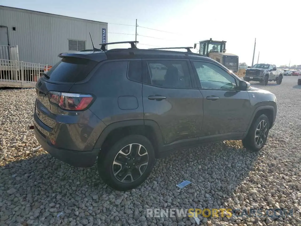 3 Photograph of a damaged car 3C4NJDDBXKT800039 JEEP COMPASS 2019
