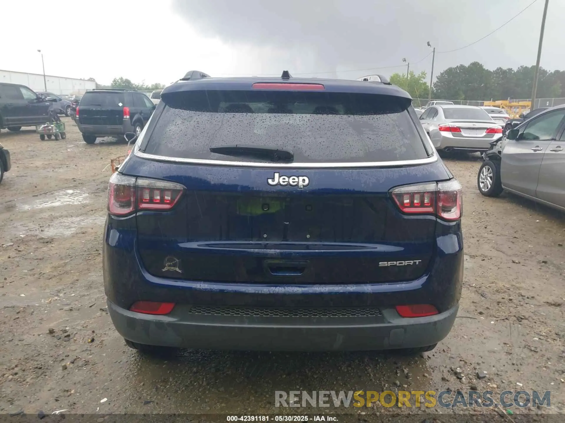 16 Photograph of a damaged car 3C4NJCAB2LT253123 JEEP COMPASS 2020